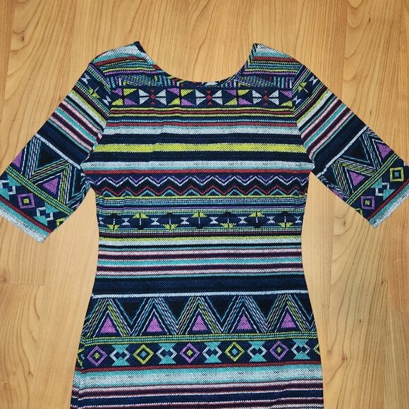XHILARATION Women's Colorful Aztec Print Stretch Midi Pull On MED - Picture 2 of 9